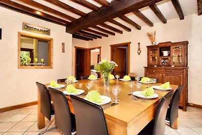 Luxuriöse Villa mit privatem Pool in Durbuy