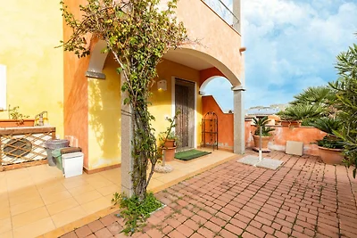 Mit Garten, Parkplatz und Klimaanlage