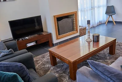 Sehr luxuriöse Villa mit privatem Pool