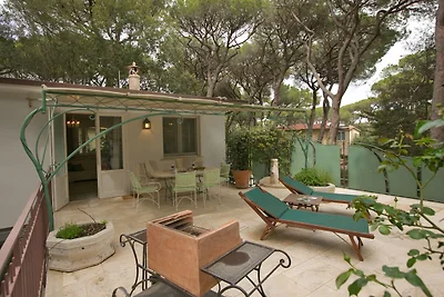 Belvilla by OYO Nice Holiday Home near Sea