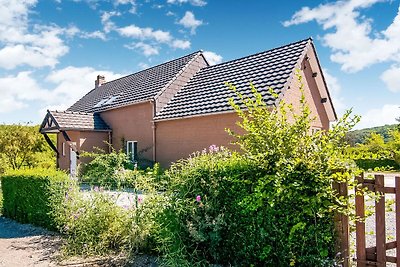 Verlockendes Ferienhaus in Treignes in der Nä...