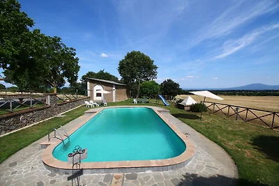 Agriturismo con piscina privata