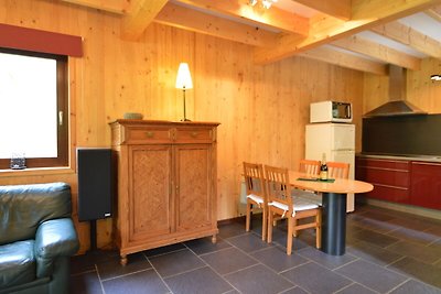 Comfortabel modern chalet, met houten...