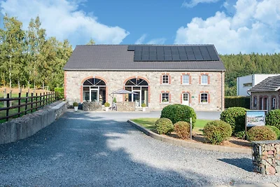 Elegante casa vacanze a Burnenville Belgio