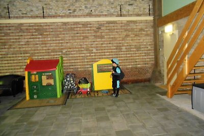 Geräumiges Ferienhaus in Arum in der Nähe des...