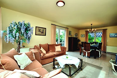 Moderna casa vacanze con sauna a Durbuy