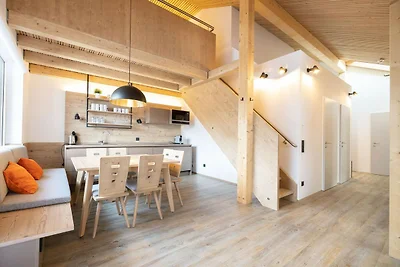 Geräumiges Alpenapartment mit Balkon