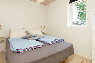 6 Personen Ferienhaus in Sjølund