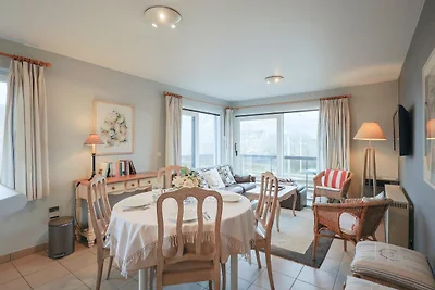 Licht appartement met terras in Oostduinkerke