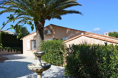 Helle Villa in Sainte-Maxime mit privatem...