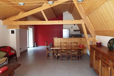 Ruhiges Ferienhaus mit Pool in der Ardèche