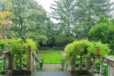Einladendes Herrenhaus in Stagno mit Garten