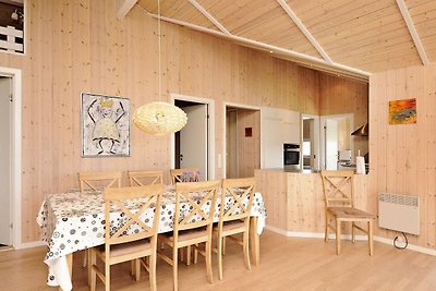 Wunderschönes Ferienhaus in Sjolund mit Sauna