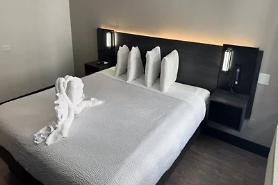 1 letto king size | Accessibile | Doccia RI |...