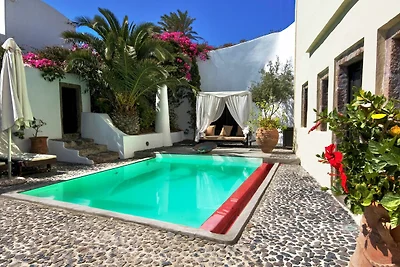 Geräumige Villa mit Swimmingpool