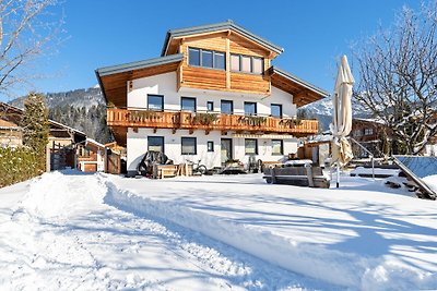 Sfeervol appartement in Saalfelden met balkon