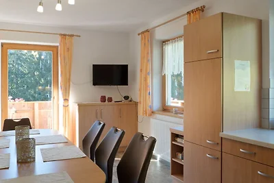Schöne Ferienwohnung mit Terrasse in...