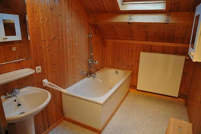 Ferienhaus in Bertogne zwischen Wiesen