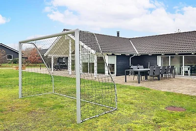 14 Personen Ferienhaus in Højslev