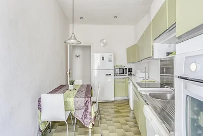 Boutique-Ferienwohnung in Nizza mit Balkon