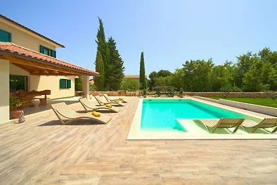 Green Pearl mit beheiztem Pool