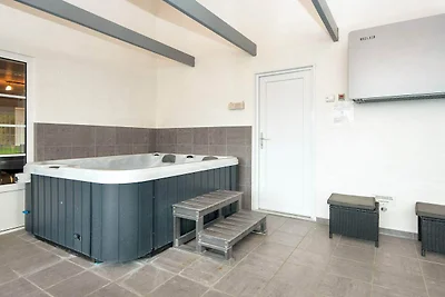 Luxus-Ruckzug mit Pool -- By Traum...