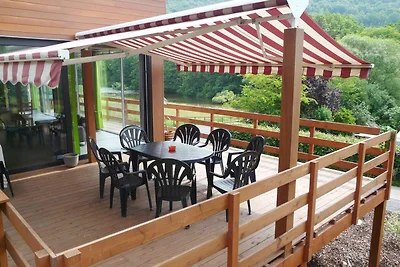 Mooi modern huisje met saunabubbelbaden