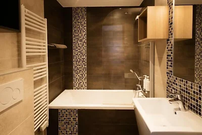 4 kamers, 8 slaapplaatsen, op het zuiden