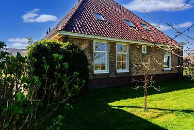 Schönes Landhaus in idyllischer Lage