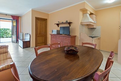 Schönes Ferienhaus in Sorano mit Pool