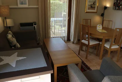 Wohnung in Lazise mit Strand und Pool