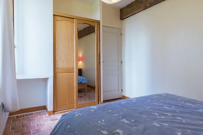 Cottage in un'antica fattoria isolata