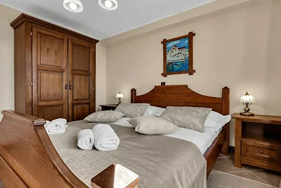 Villa in Makarska mit Schwimmbecken