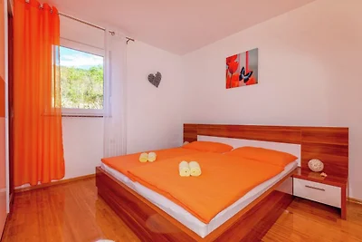 Wohnung in Dramalj mit Meeresstrand