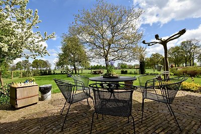 Geräumiger Ferienhof in Bronckhorst mit eigen...