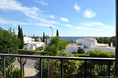 Charmantes Appartement mit eigenem Pool