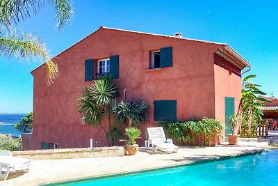 Villa in Carqueiranne met zwembad