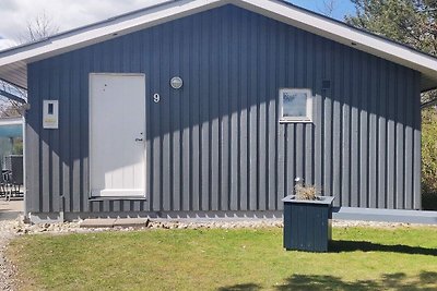 Hübsches Cottage mit Swimmingpool in Farsø