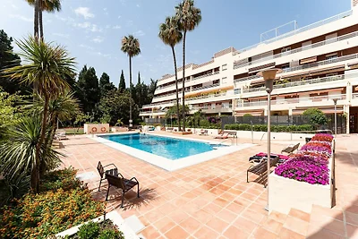 Ferienhaus mit  Pool im Herzen von Marbella