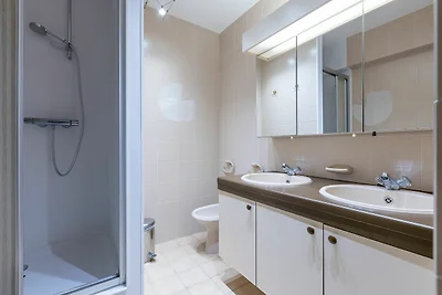 Licht appartement op de 7e verdieping