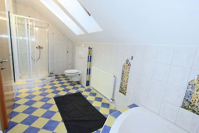 Spazioso appartamento a Kaltenbach con garage
