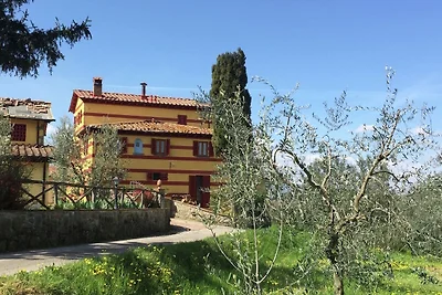 Villa in Pian di Scò mit Garten
