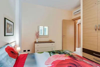 Appartamento vicino al mare con patio
