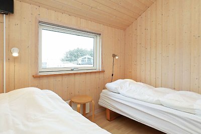 Hübsches Ferienhaus in Løkken mit Sauna