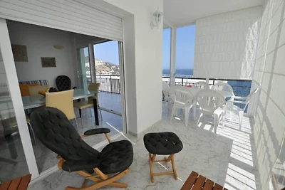 Schöne Wohnung in Roses mit Aussicht