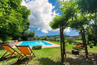 Elegante casa colonica con piscina