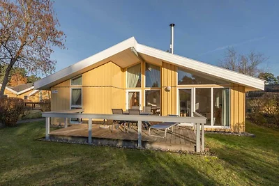 Ferienhaus mit Sauna im Ferienpark Mirow