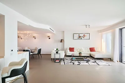 Prestigeträchtige Wohnung 174 m2 mit Terrasse...