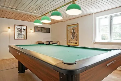 12 Personen Ferienhaus in Aakirkeby