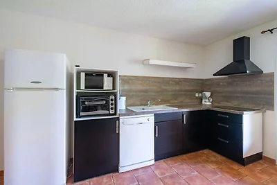 Pittoresca villa sulla spiaggia a...